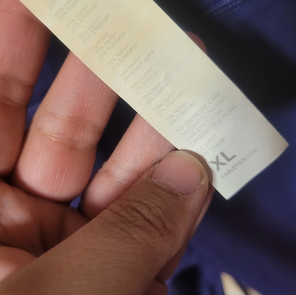 Size XL Fabletics Purple Leggings - Picture 3 of 3